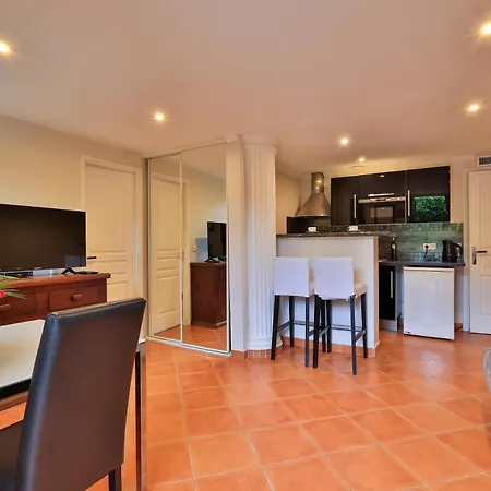 Aparthotel Emeraude Résidence Hotelière Juan-les-Pins