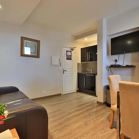 شقة فندقية Emeraude Residence Hoteliere جوان ليه باه