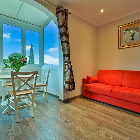 Emeraude Residence Hoteliere 3* جوان ليه باه