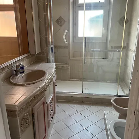 Emeraude Hoteliere Aparthotel 3*