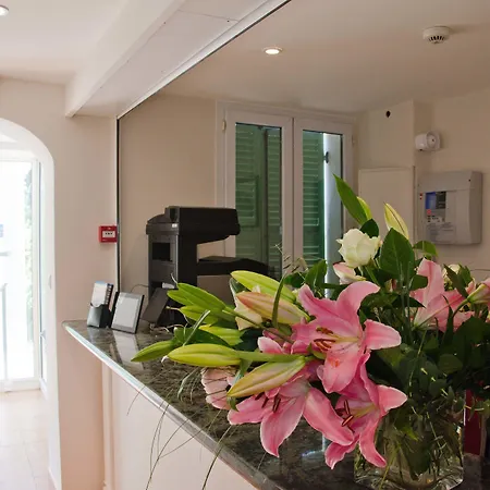 Emeraude Hoteliere Juan-les-Pins