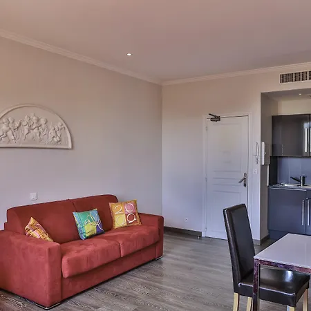 Appart hôtel Emeraude Résidence Hotelière 3*