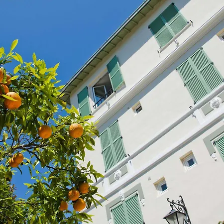 Appart hôtel Emeraude Résidence Hotelière Juan-les-Pins