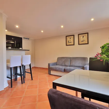 Appart hôtel Emeraude Résidence Hotelière Juan-les-Pins