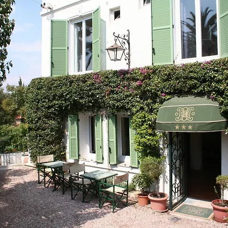 Emeraude Residence Hoteliere جوان ليه باه