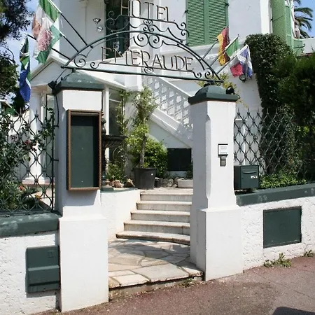 Emeraude Residence Hoteliere شقة فندقية 3*