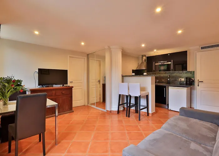 Emeraude Hoteliere