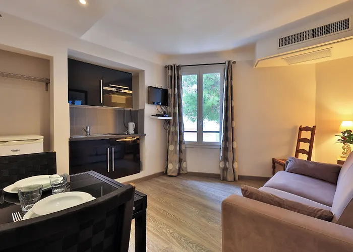 Emeraude Hoteliere Aparthotel Juan-les-Pins